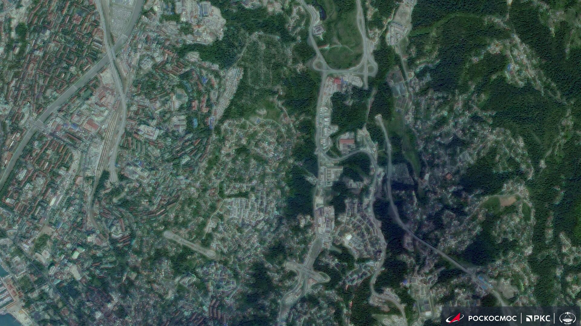 Спутниковые снимки подтопленного из-за дождей Сочи - РИА Новости, 1920, 07.07.2021