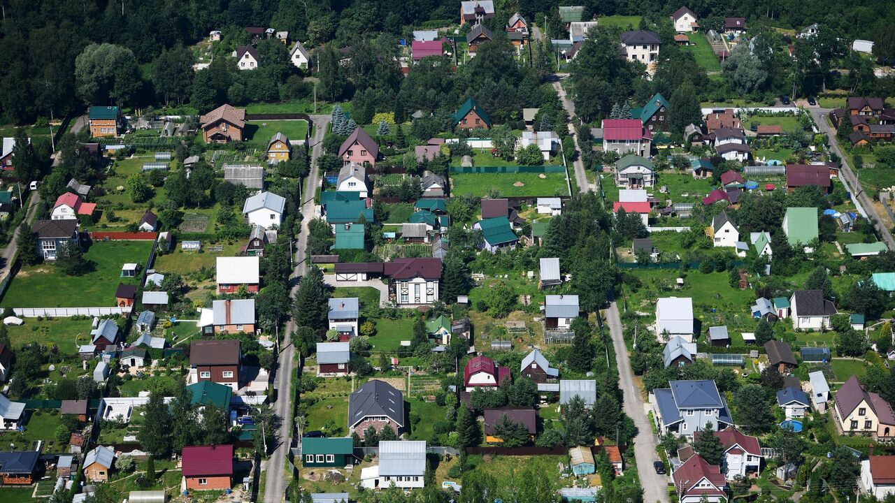 Эксперт рассказал, как можно снизить членские взносы в СНТ - Недвижимость  РИА Новости, 23.07.2022