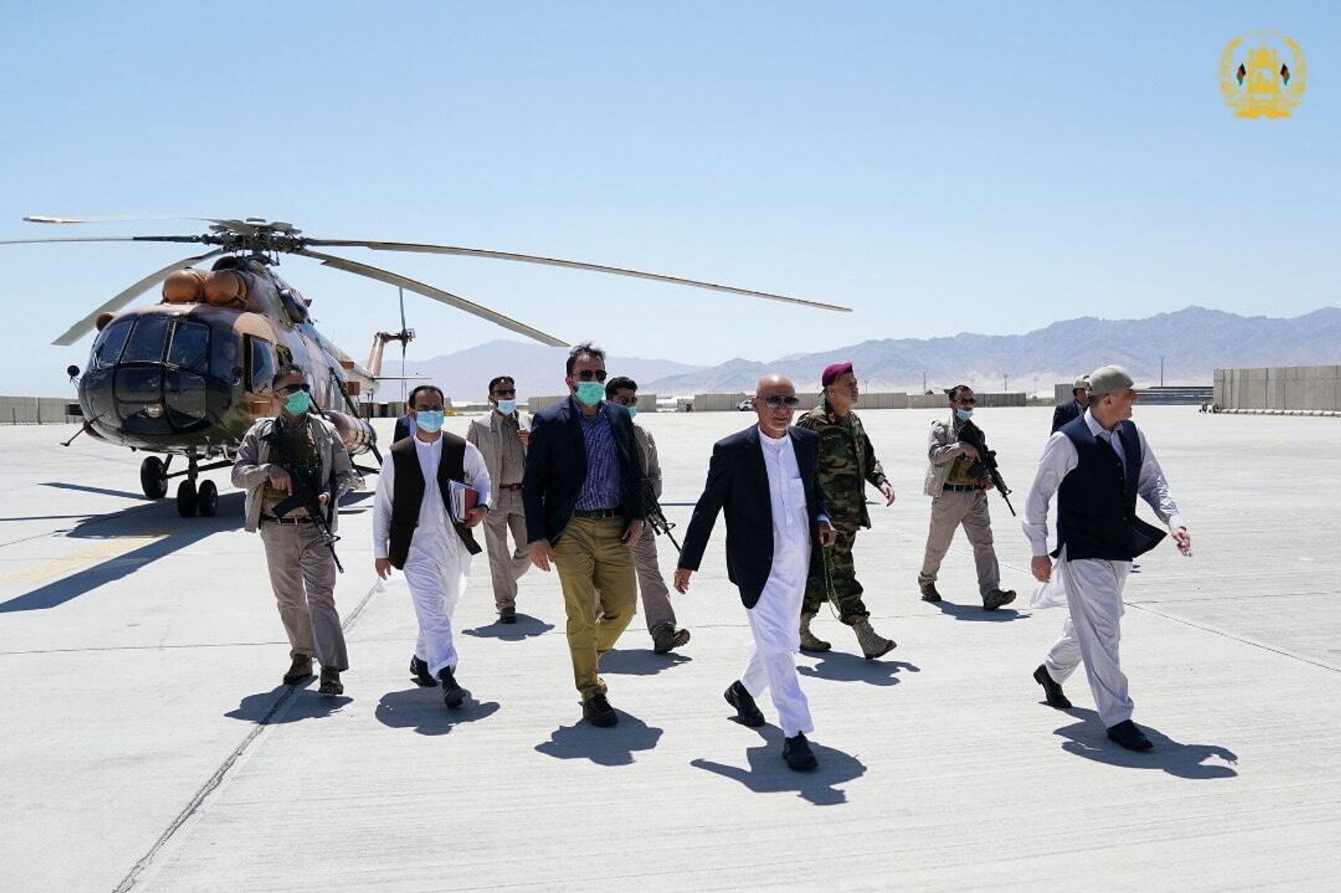 Президент Афганистана Ашраф Гани во время визита на авиабазу Баграм - РИА Новости, 1920, 12.07.2021