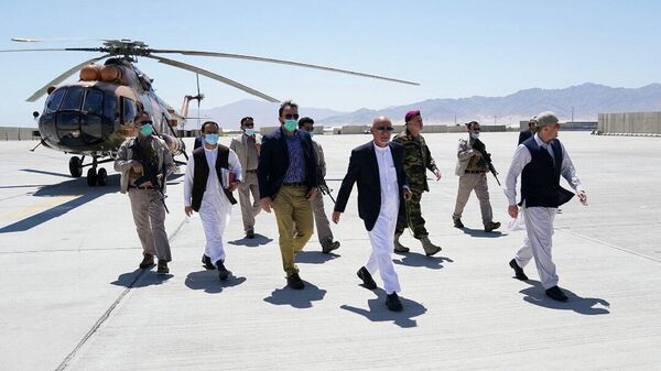 Президент Афганистана Ашраф Гани во время визита на авиабазу Баграм