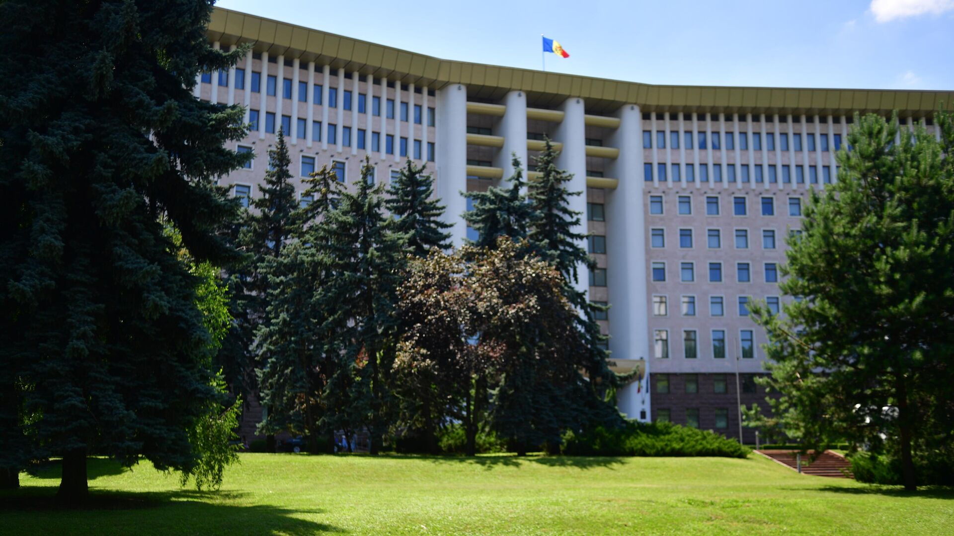 Здание парламента Молдавии в Кишиневе - РИА Новости, 1920, 13.10.2022