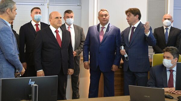 Председатель правительства РФ Михаил Мишустин во время посещения Тверского вагоностроительного завода (ТВЗ)