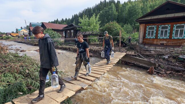 Закон о страховании жизни волонтеров внесут в осеннюю сессию Думы