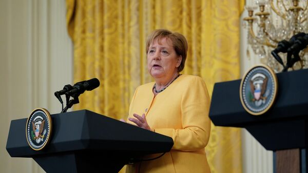 Канцлер Германии Ангела Меркель выступает на пресс-конференции с президентом Джо Байденом