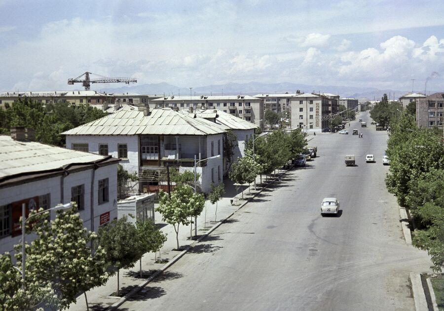 Улица Низами в городе Нахичевань. 1971 год