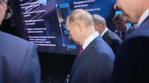 Путину показали новый истребитель Сухого