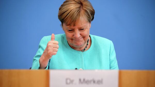 Канцлер Германии Ангела Меркель во время пресс-конференции в Берлине