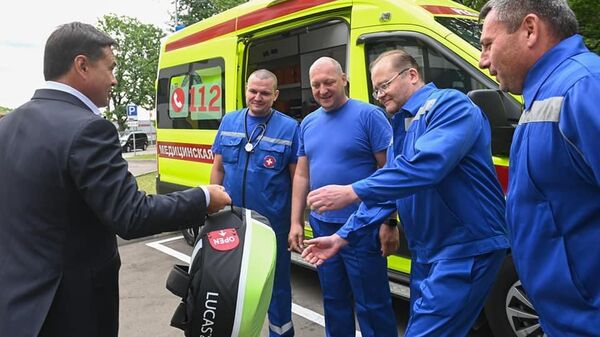 Губернатор Подмосковья Андрей Воробьев передал Химкинской подстанции скорой помощи новый аппарат непрямого массажа сердца