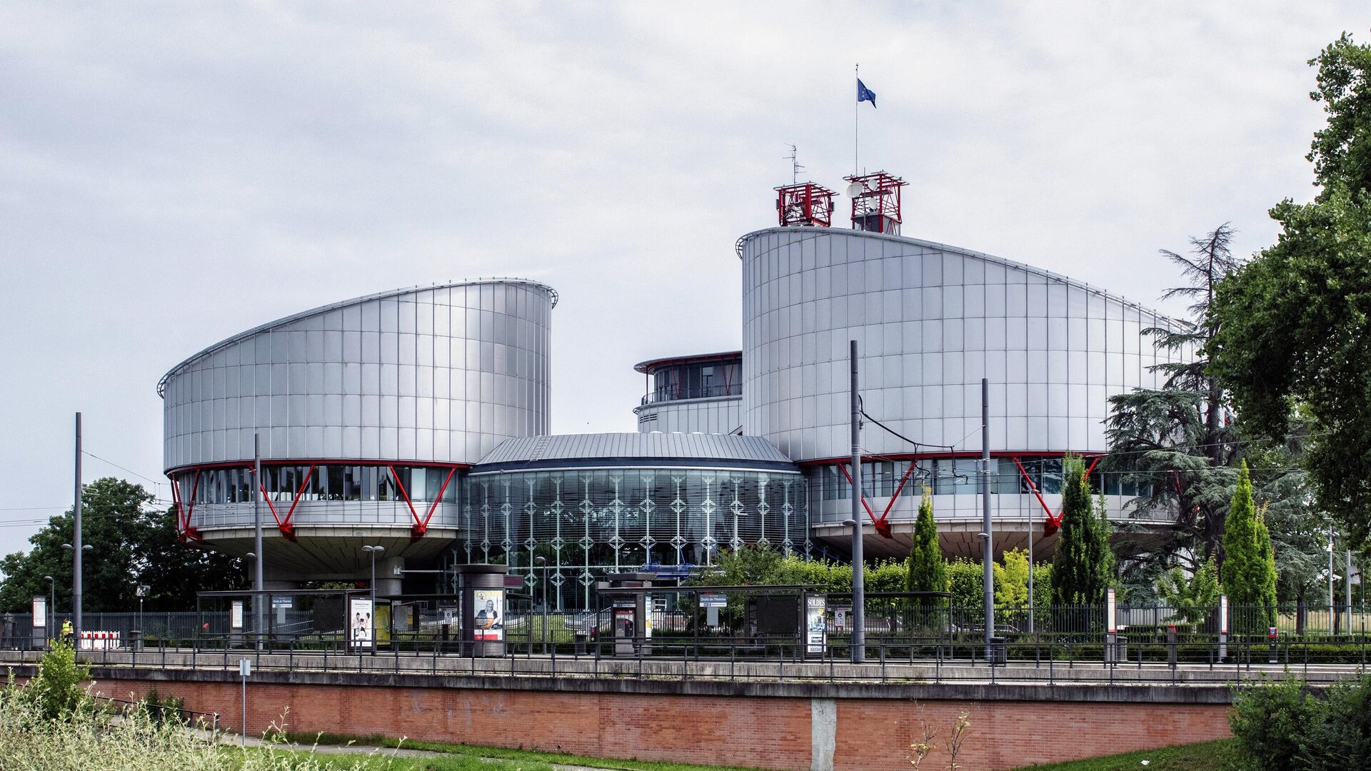 Здание Европейского суда по правам человека (ЕСПЧ) в Страсбурге - РИА Новости, 1920, 25.06.2022