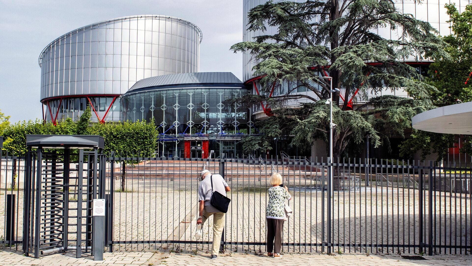 Здание Европейского суда по правам человека (ЕСПЧ) в Страсбурге - РИА Новости, 1920, 31.03.2022