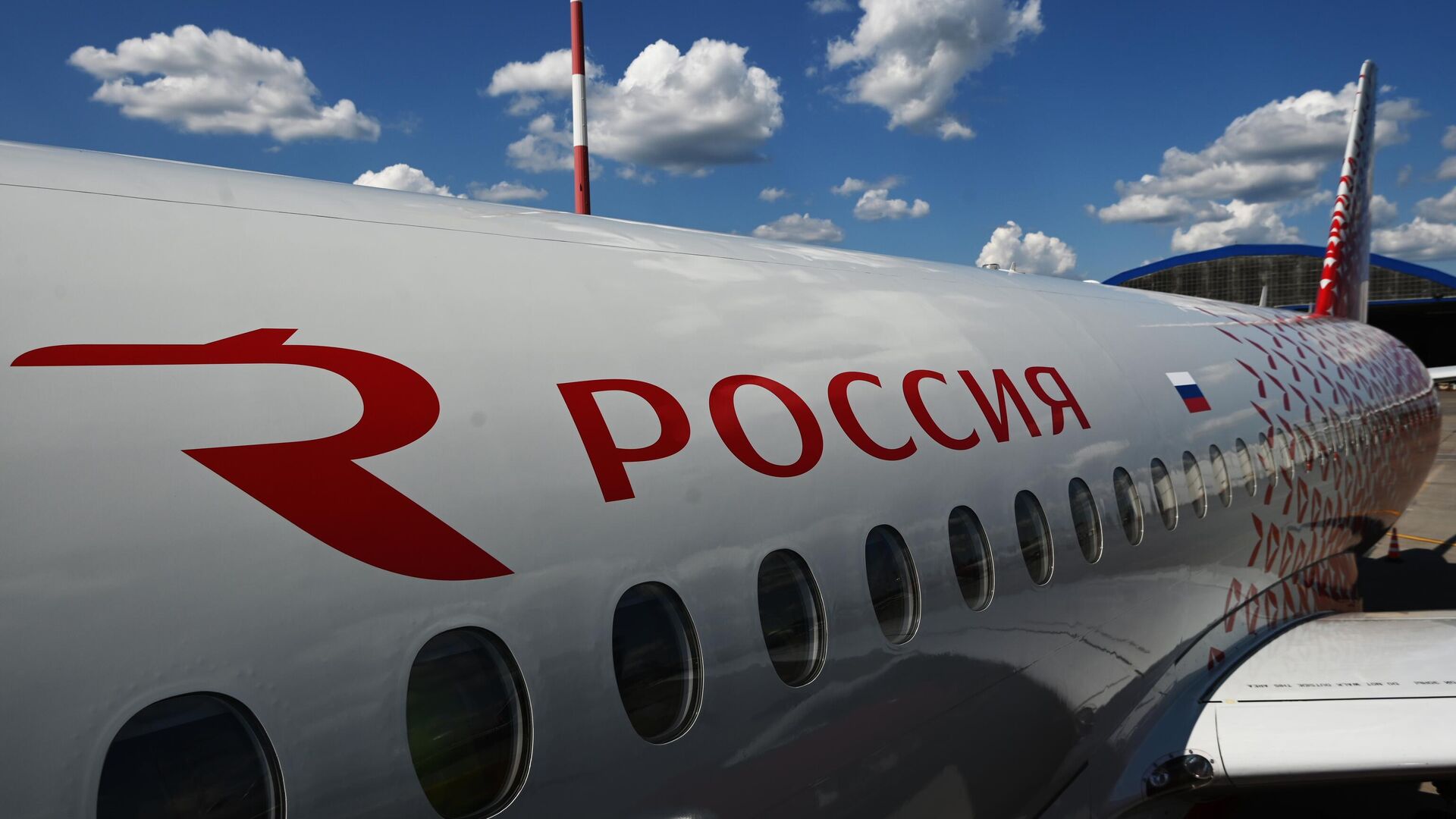 Самолет Sukhoy Superjet 100  авиакомпании Россия  - РИА Новости, 1920, 08.06.2022