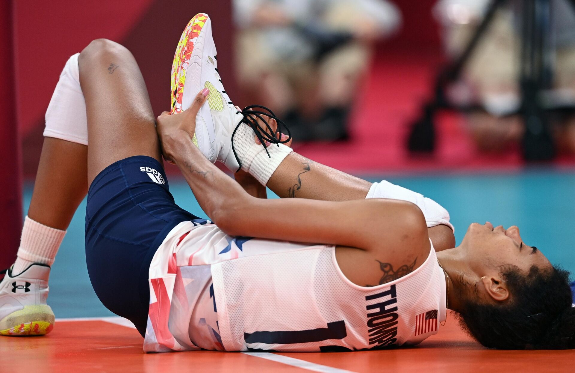 Американская волейболистка получила травму во время матча Олимпиады-2020 - РИА Новости, 1920, 14.11.2023