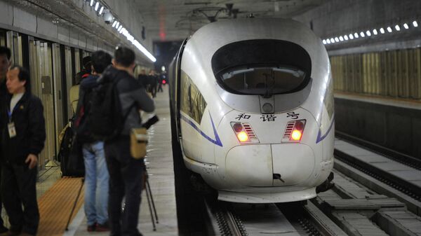 Пассажиры в метро в провинции Гуанчжоу