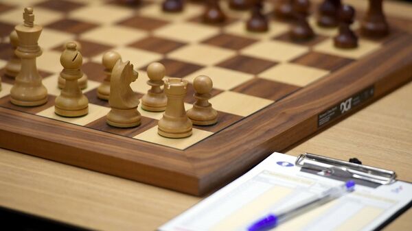 Мат в два хода. В Британии и США решили сделать шахматы толерантными