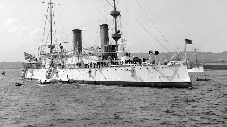 Американский корабль USS Olympia, 1900 год