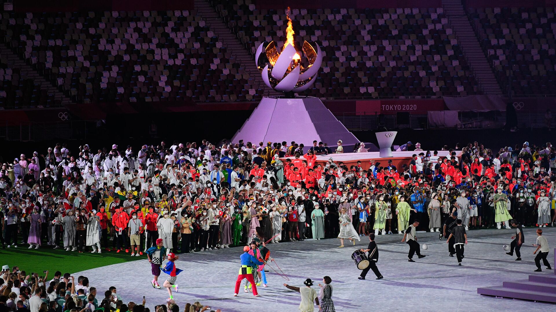 Выступление артистов на торжественной церемонии закрытия XXXII летних Олимпийских игр в Токио - РИА Новости, 1920, 08.08.2021