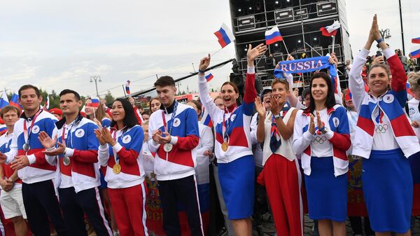 Российские спортсмены, члены сборной России (команда ОКР) на концерте в честь российских спортсменов, выступавших на XXXII летних Олимпийских играх в Токио