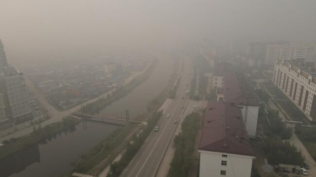 В Якутии более 50 населенных пунктов окутал дым от лесных пожаров