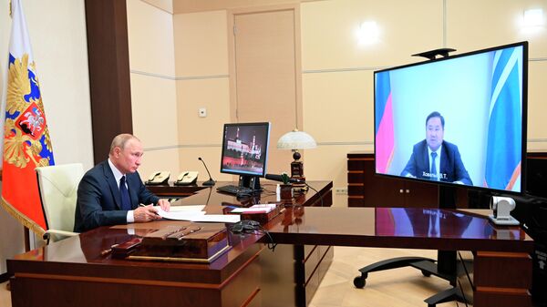 Президент РФ В. Путин провел встречу с врио главы Тывы В. Ховалыгом