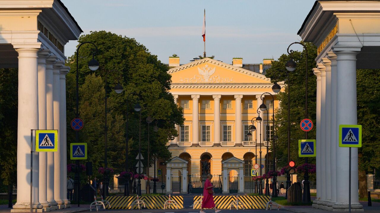 правительство в санкт петербурге