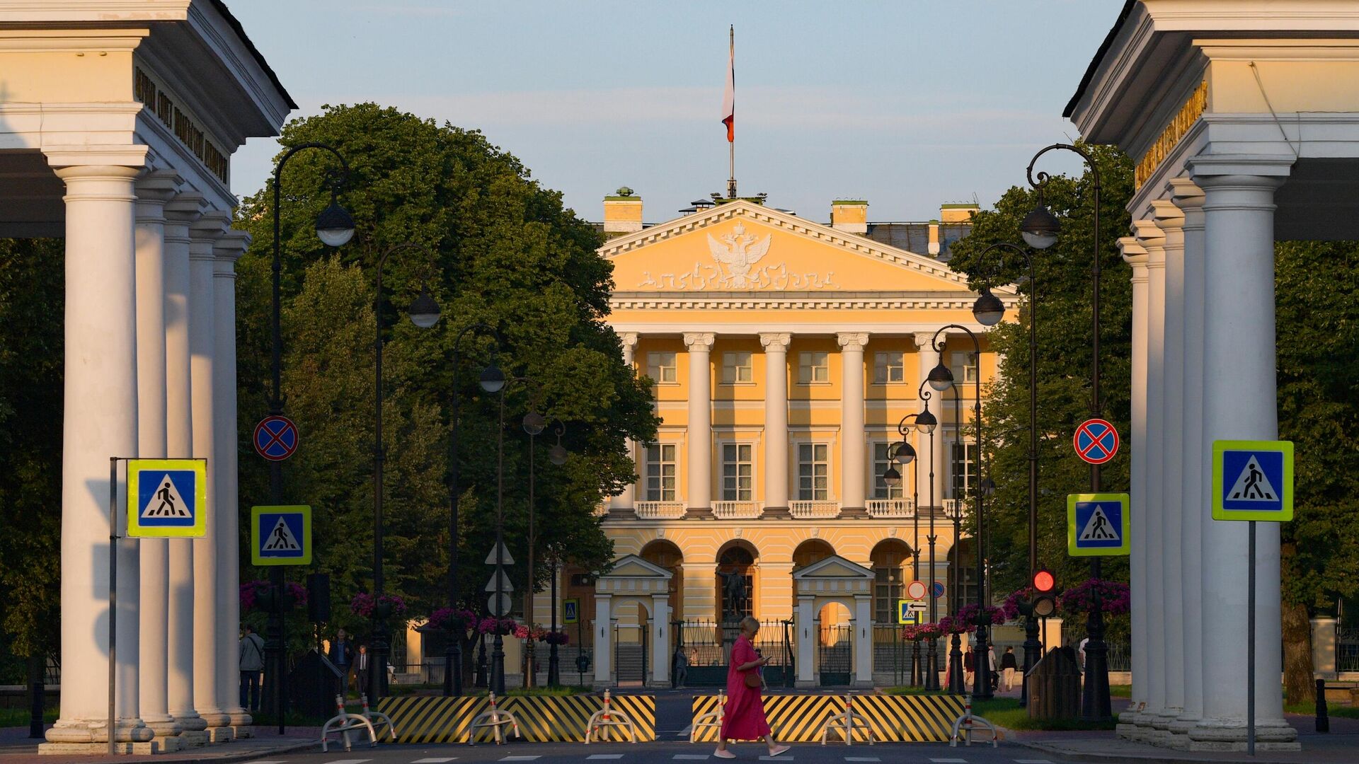 Здание Правительства в Санкт-Петербурге - РИА Новости, 1920, 25.10.2021