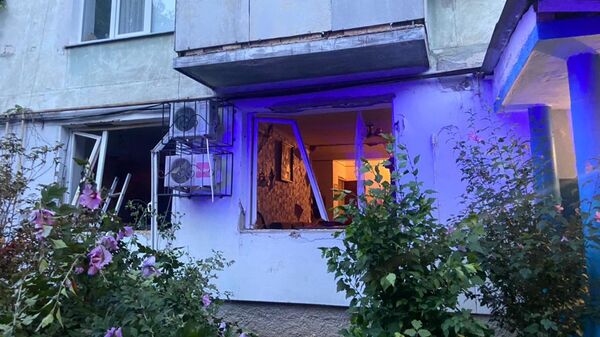 Взрыв газа на 1 этаже многоквартирного дома №17 на улице Тургенева в Симферополе