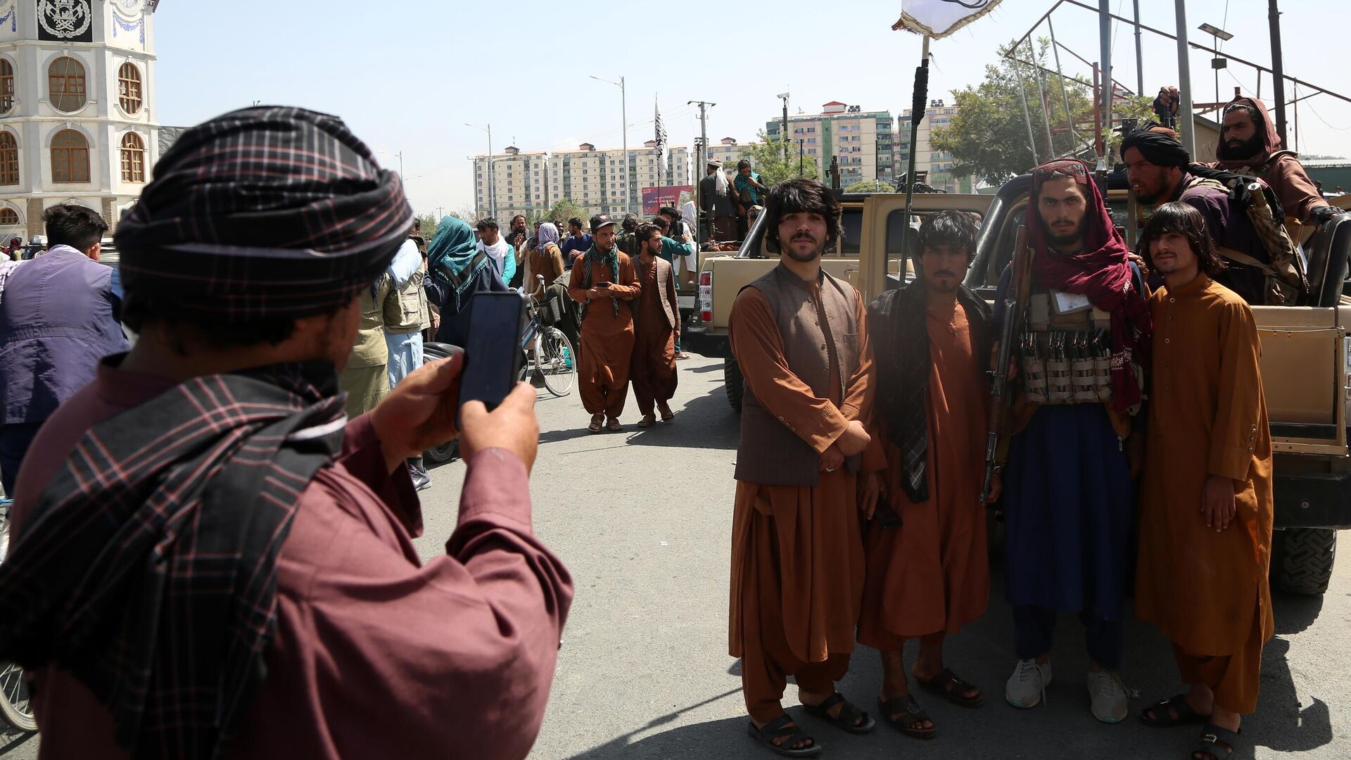 Боевики движения Талибан (террористическая организация, запрещена в России) в Кабуле - РИА Новости, 1920, 19.08.2021