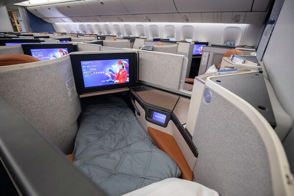 Обновленный салон Boeing-777 компании Аэрофлот