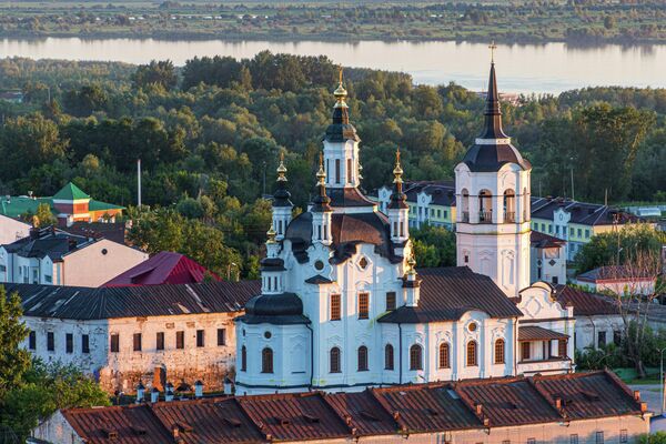 Вид на Тобольск и церковь святых праведных Захария и Елизаветы
