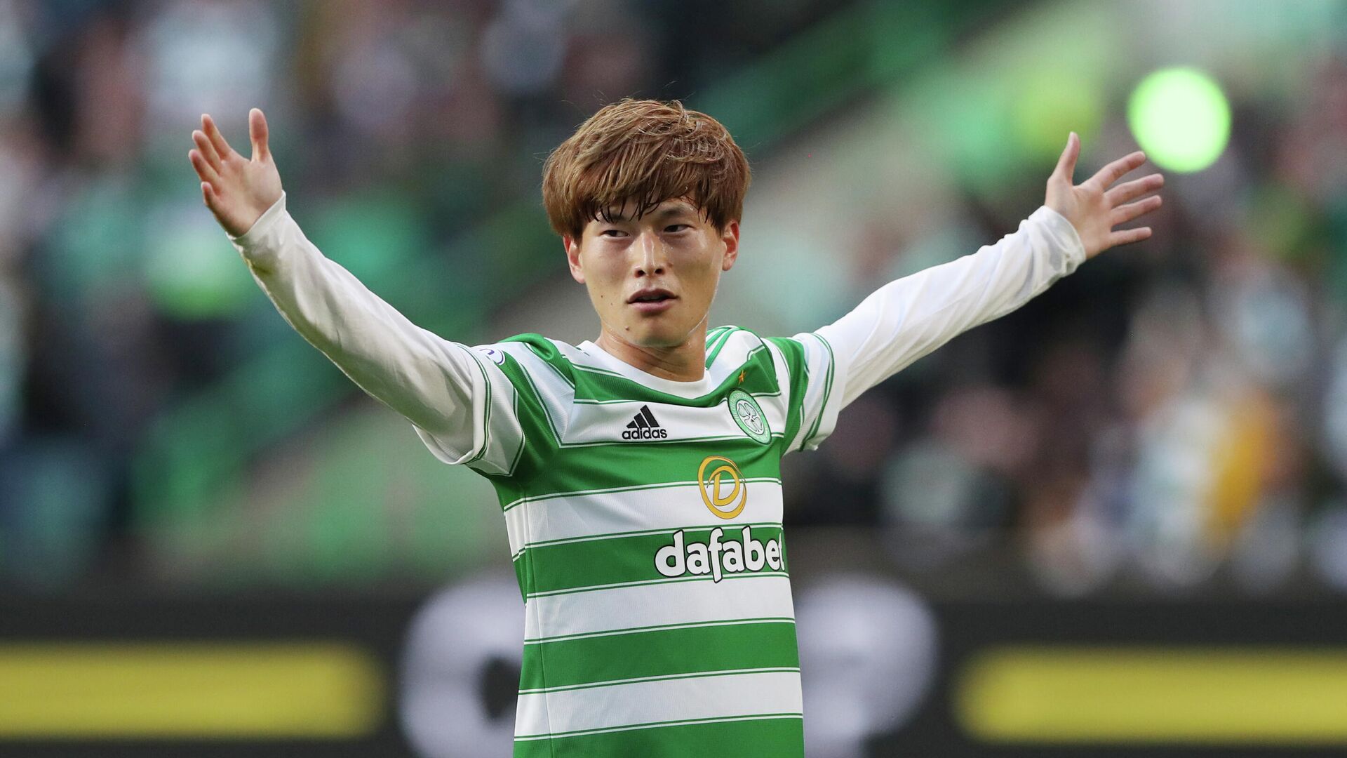 Soccer Football - Europa League - Third Qualifying Round - Second Leg - Celtic v FK Jablonec - Celtic Park, Glasgow, Scotland, Britain - August 12, 2021 Celtic's Kyogo Furuhashi reacts after scoring a goal that was later disallowed REUTERS/Scott Heppell - РИА Новости, 1920, 18.08.2021