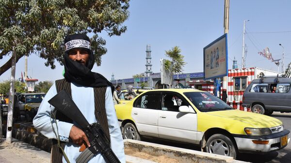 Боевик Талибана* в городе Мазари-Шариф