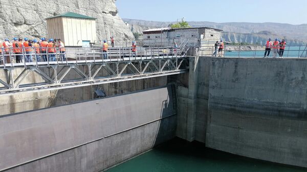 Затвор водосброса Чиркейской ГЭС