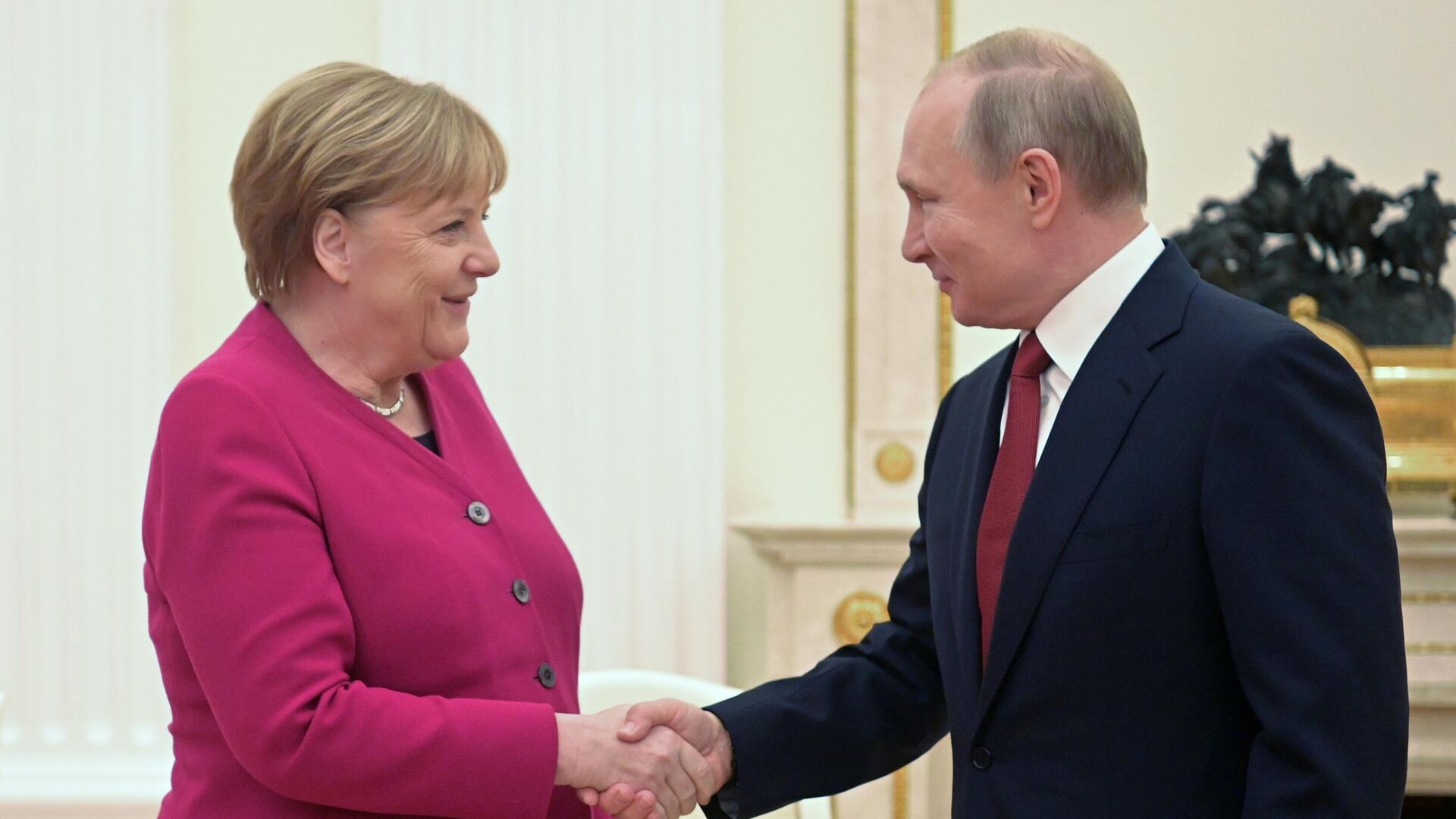 Merkel admitted that she was not allowed to have a dialogue with Putin.