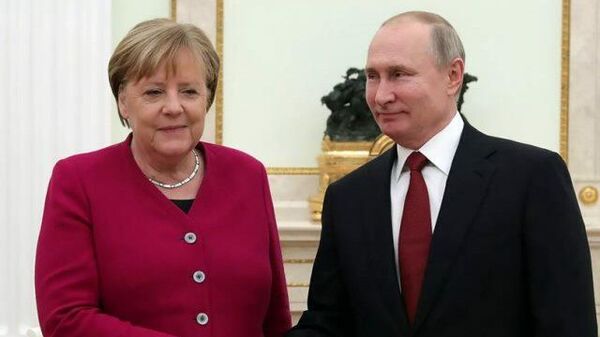 LIVE: Пресс-конференция Путина и Меркель 