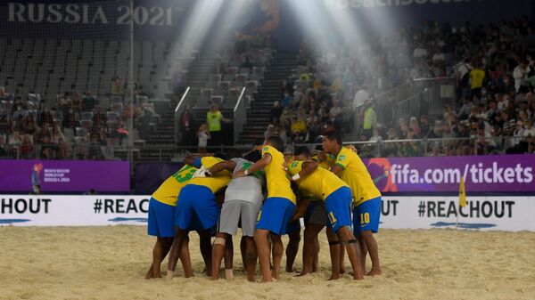 Сборная Бразилии по пляжному футболу на чемпионате мира в Москве