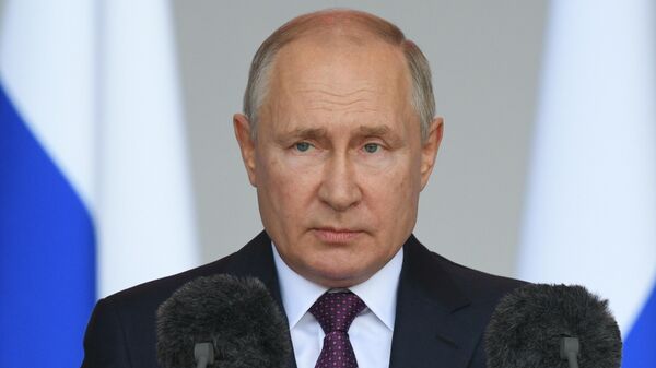 Президент РФ Владимир Путин принимает участие в церемонии открытия международного военно-технического форума Армия-2021