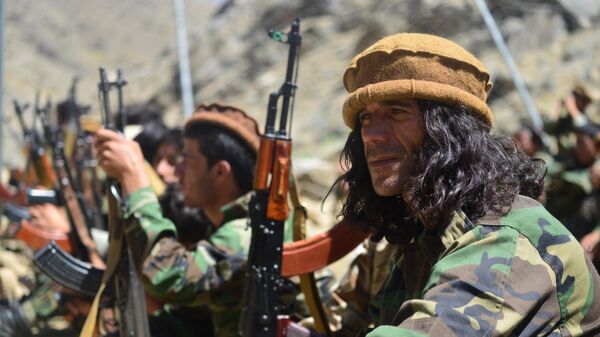 Силы сопротивления талибам* на военных учениях в провинции Панджшер