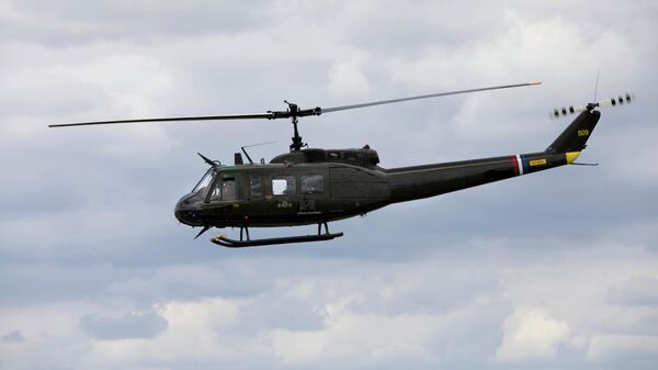Вертолет Bell UH-1