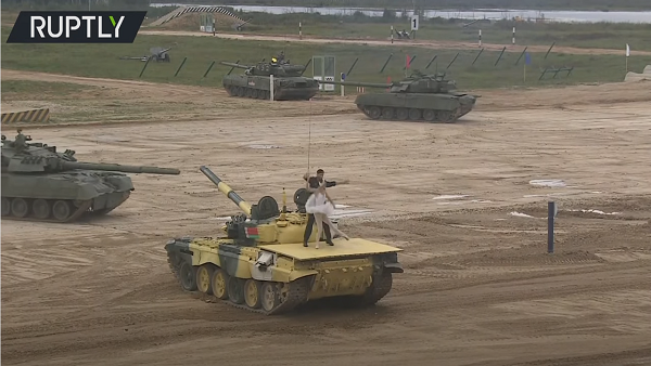 Балет на танке во время Армии — 2021