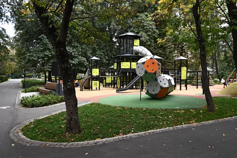 Итоги благоустройства парковых зон Москвы Итоги благоустройства парковых зон Москвы