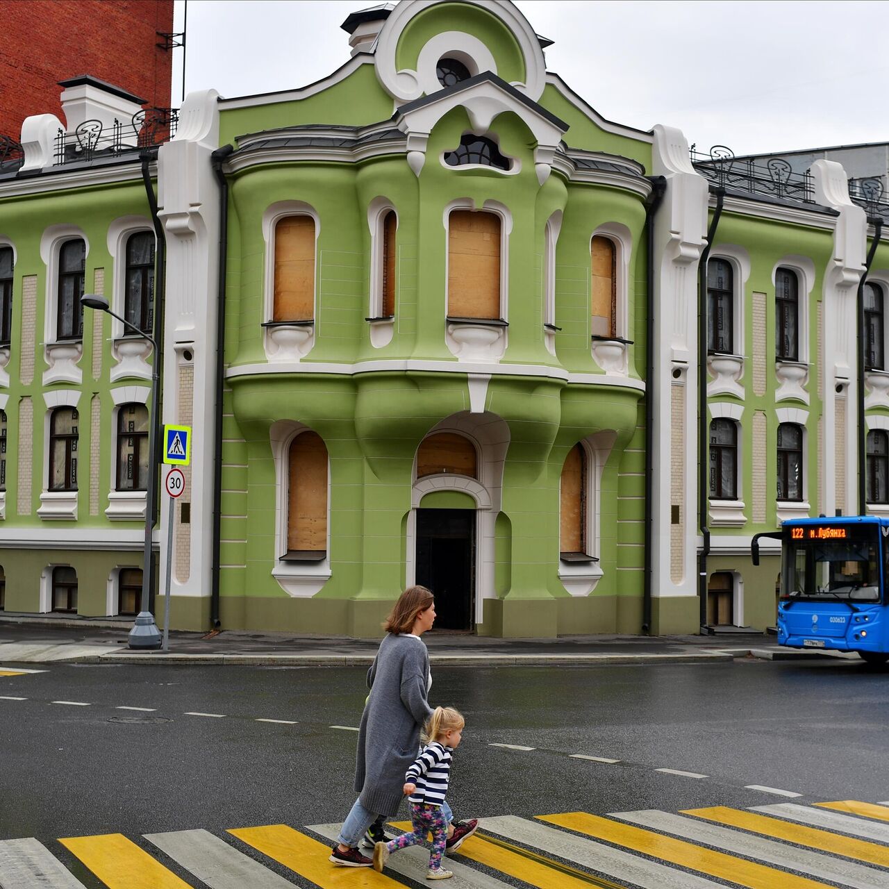 Дом-символ Бабаевской фабрики отреставрируют в Москве к 2023 году -  Недвижимость РИА Новости, 30.08.2021