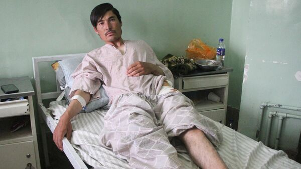 Пациент в палате больницы Вазир Акбар Хан в Кабуле