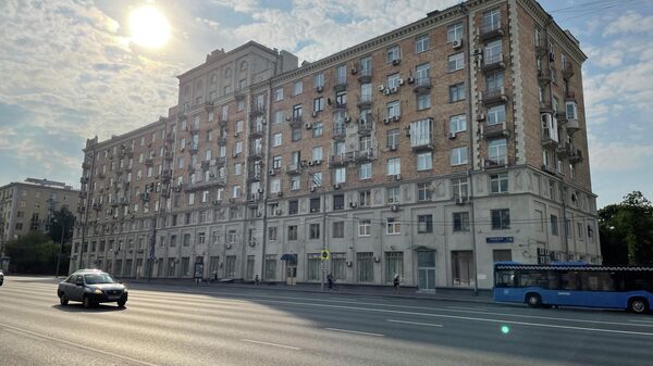 Дом 16 на Ленинском проспекте в Москве