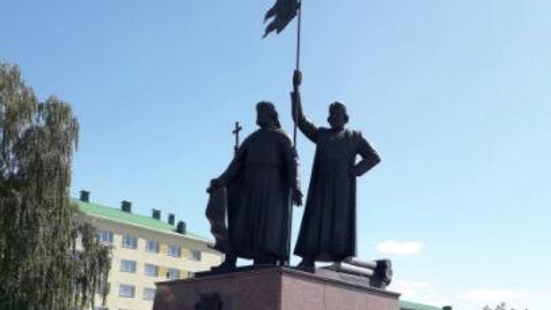 Памятник основателям города Старый Оскол - РИА Новости, 1920, 31.08.2021