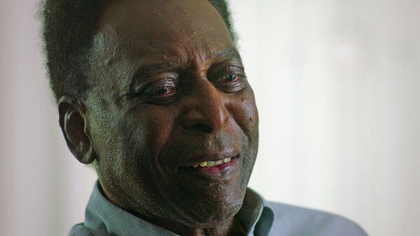 Video grab made available by the Netflix communication department on January 13, 2021 showing Brazilian former footballer Pele during an interview. - Netflix announced an upcoming release of a documentary on Pele, which will portray the transformation of the young football prodigy's revelation at the 1958 World Cup into a national hero during a radical and turbulent era in Brazilian history. The film will be available on the platform since February 23, 2021. (Photo by - / Netflix / AFP) / RESTRICTED TO EDITORIAL USE - MANDATORY CREDIT AFP PHOTO / NETFLIX - NO MARKETING NO ADVERTISING CAMPAIGNS -DISTRIBUTED AS A SERVICE TO CLIENTS