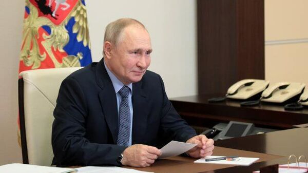 LIVE: Путин принимает участие в открытии социальных объектов образования в Дагестане