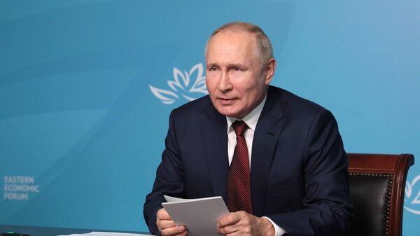 Президент РФ Владимир Путин в режиме видеоконференции принимает участие в церемонии открытия социальных объектов образования в Республике Дагестан