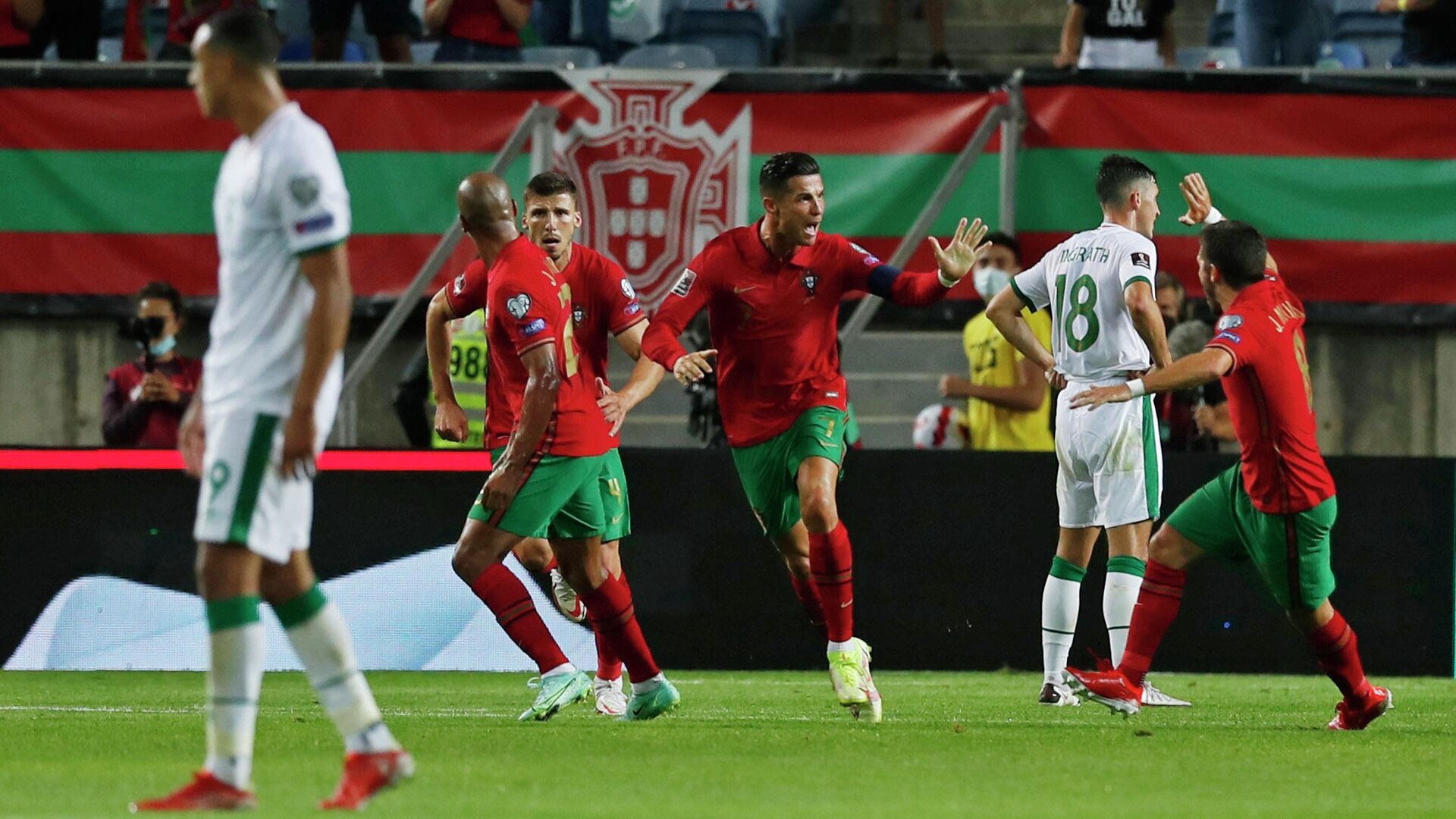 Soccer Football - World Cup - UEFA Qualifiers - Group A - Portugal v Republic of Ireland - Estadio Algarve, Almancil, Portugal - September 1, 2021 Portugal's Cristiano Ronaldo celebrates scoring their first goal REUTERS/Pedro Nunes - РИА Новости, 1920, 01.09.2021