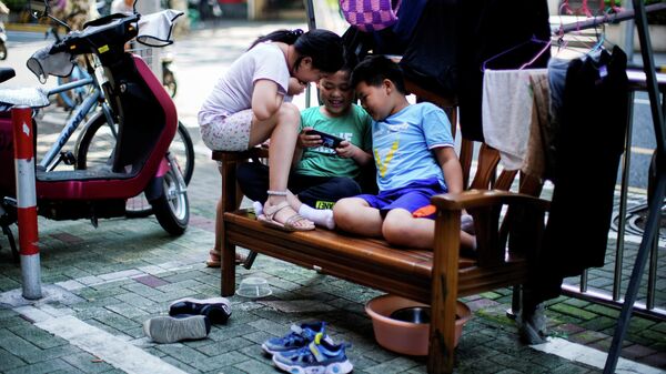 Дети на улице Шанхая