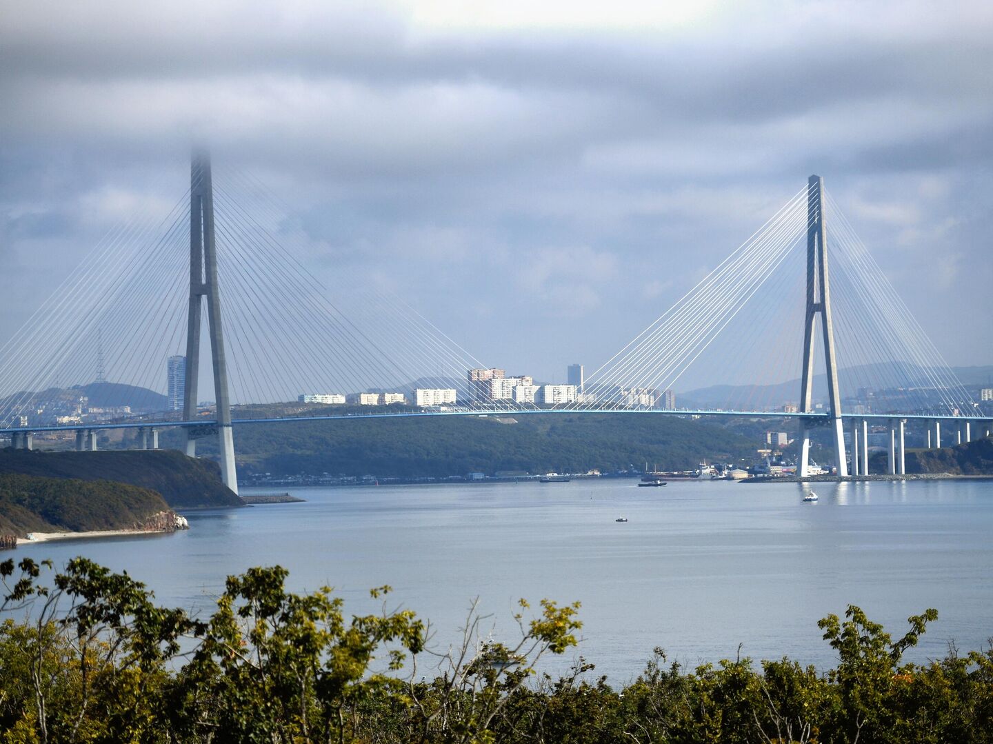 Вантовый мост Владивосток
